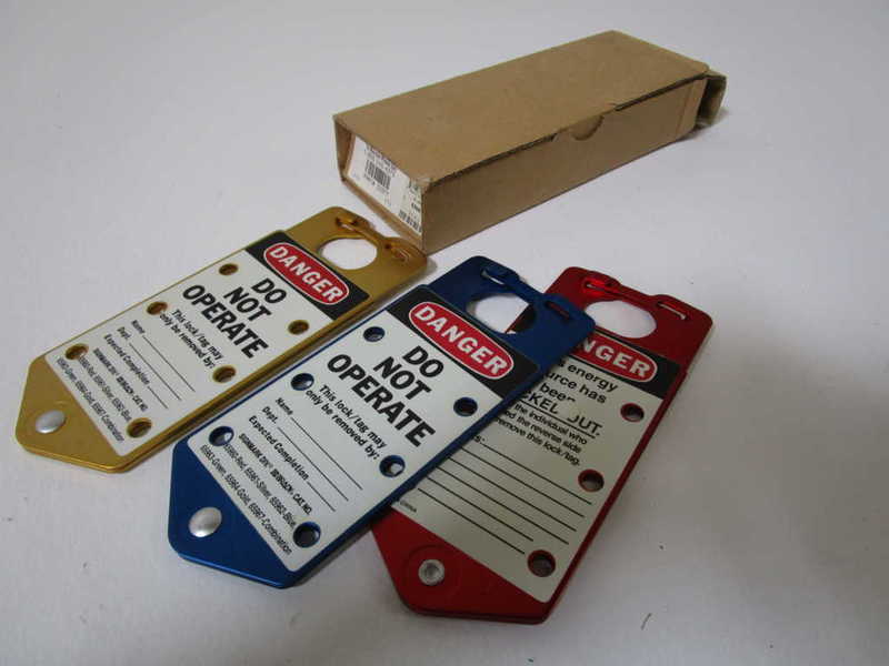 LOT OF 3 BRADY LOCKOUT HASP 65967 NSMP