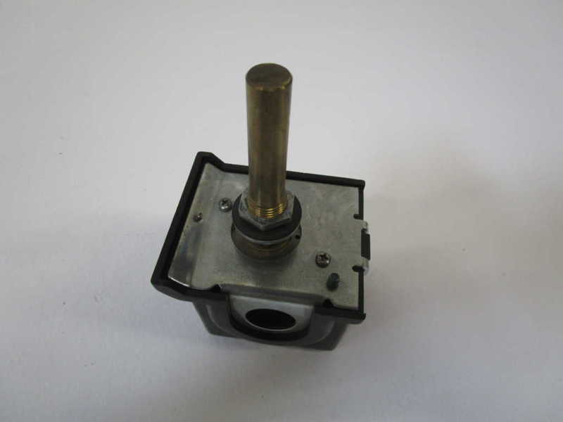 UNITED ELECTRIC TEMPERATURE CONTROL B54-103 NSNP