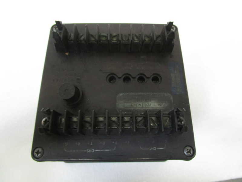 SIGNET CONDUCTIVITY CONTROLLER P81140-3 UNMP