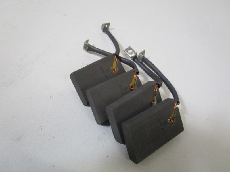 LOT OF 4 CARBON BRUSHES ACM-33 NSNP