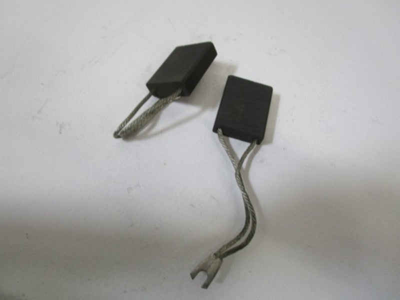 LOT OF 2 NATIONAL AX5 CARBON BRUSHES MC20-S600 NSNP
