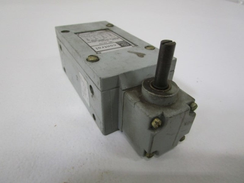 GENERAL ELECTRIC LIMIT SWITCH CR115GX10149 UNMP