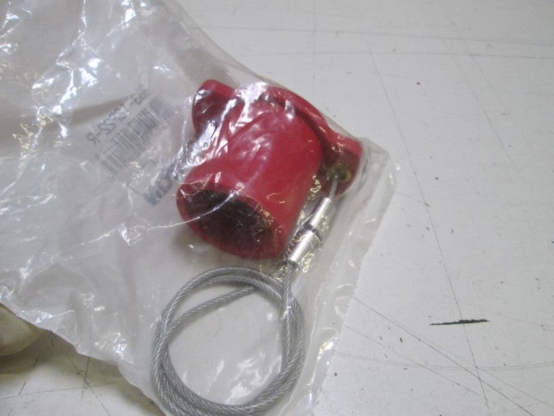 LEVITON FEMALE PROTECTIVE CAP 303-16P22-R (RED) NSMP