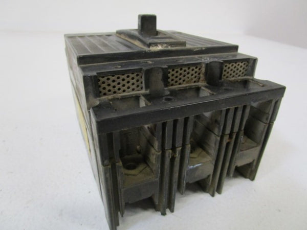 GENERAL ELECTRIC CIRCUIT BREAKER TEF134C5030 UNMP