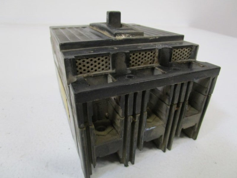 GENERAL ELECTRIC CIRCUIT BREAKER TEF134C5030 UNMP