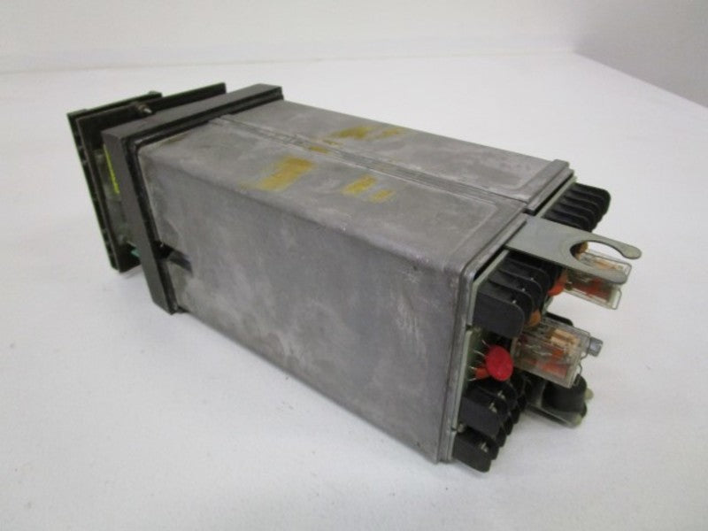 LEEDS &NORTHRUP CONTROLLER 601-3-04-1-0-00-00-00 UNMP