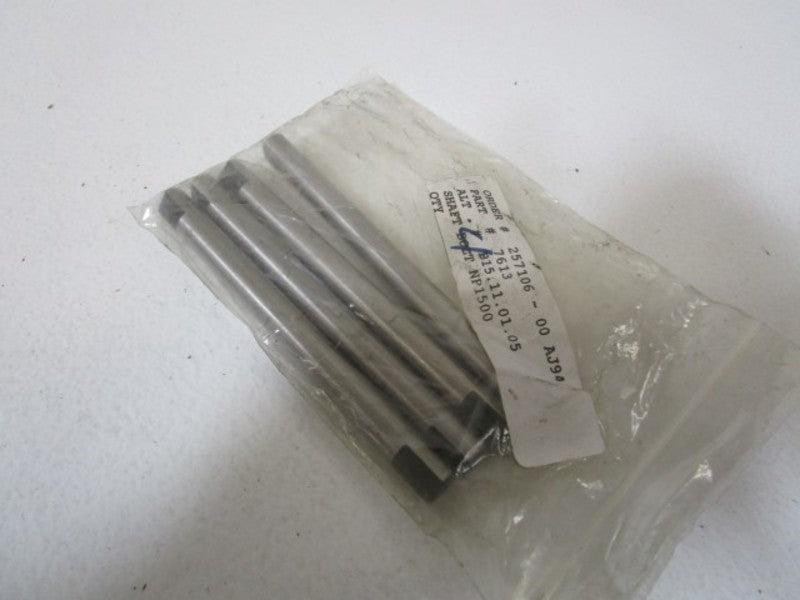 LOT OF 4 NP1500 SHAFT BOLT 7613 NSNP IN BAG