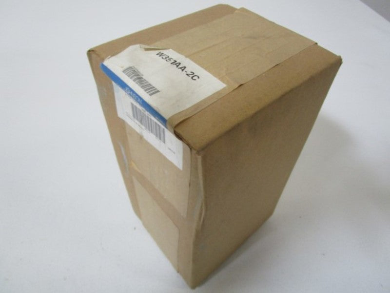 JOHNSON CONTROLS HUMIDITY CONTROLLER W/ DUCT SENSOR W351AA-2C NSFS