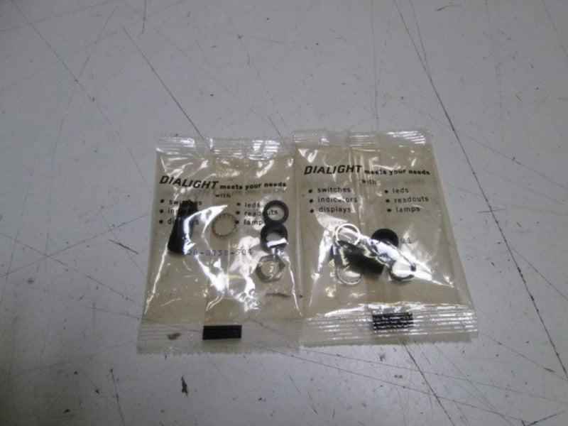 LOT OF 2 DIALIGHT LAMP SOCKET 508-8738-504 NSMP