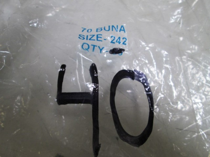 LOT OF 40 70 BUNA O-0RING SIZE 242 NSNP  OUT OF BOX