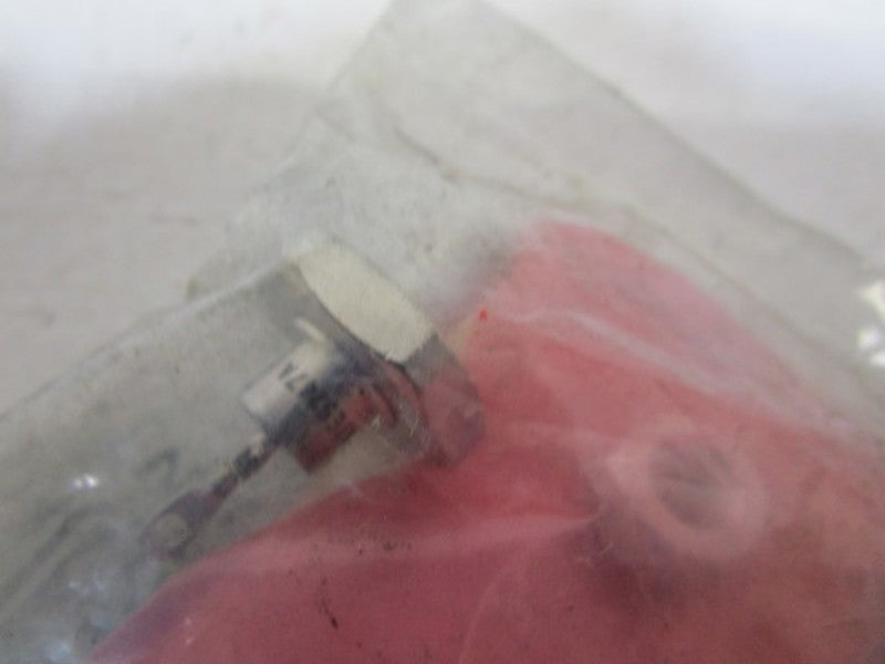 ZENER DIODE-6.8V 733-166 NSNP IN BAG