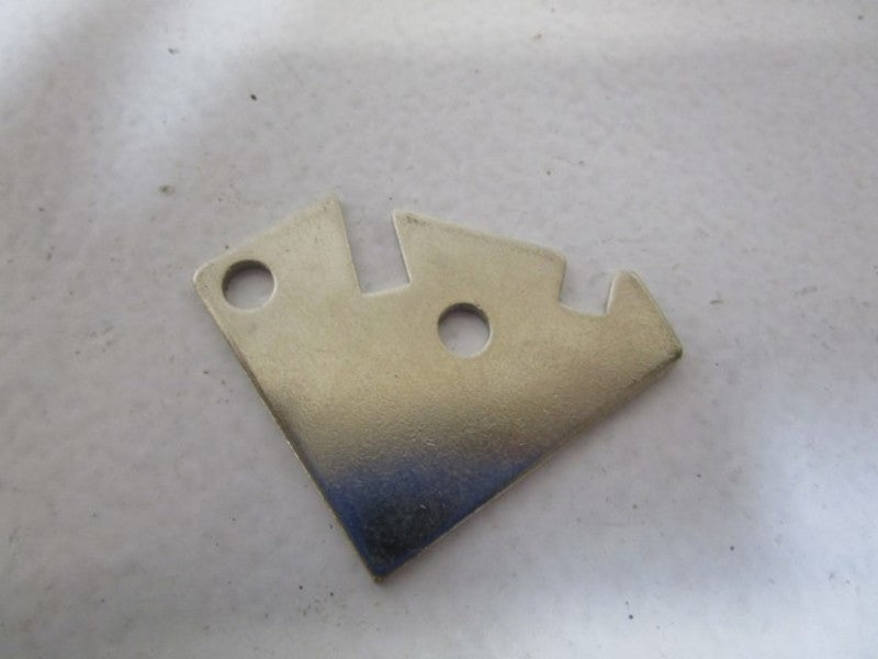 LOT OF 6 3M PLATE SUPPORT GUARD 70-7011-8451-0 NSNP
