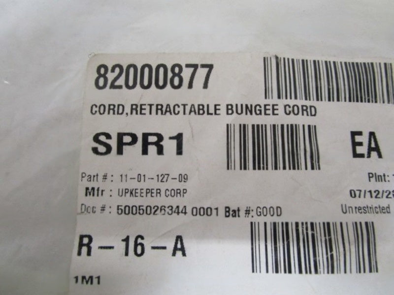 LOT OF 8 UPKEEPER CORP. RETRACTABLE BUNGEE CORD 11-01-127-09 NSNP