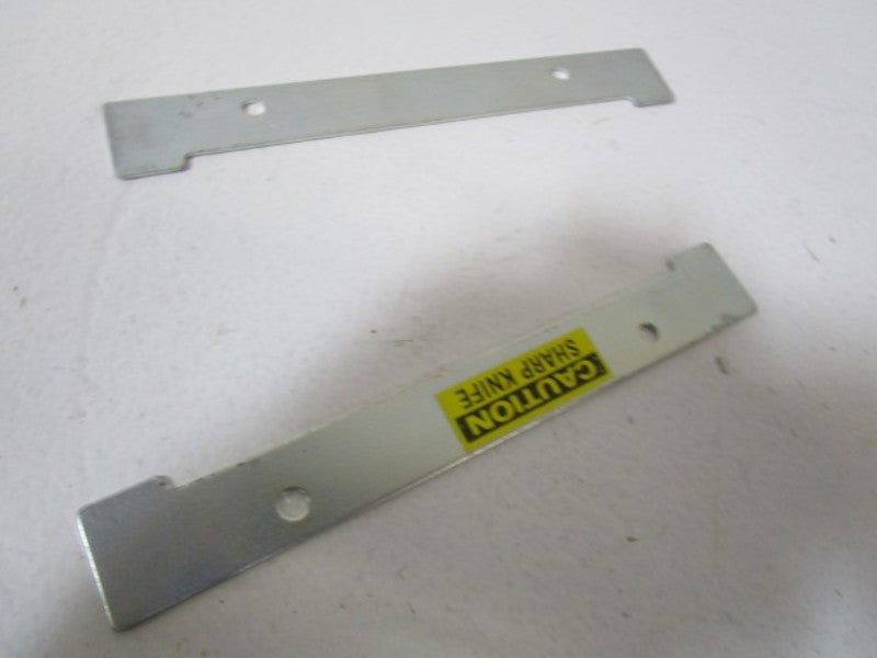 LOT OF 2 3M CLAMP BLADE 78-8042-3170-8 NSNP