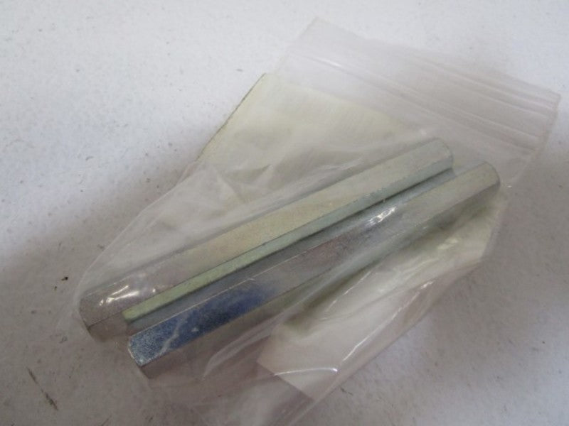 LOT OF 2 3M SPACER UPPER 78-8052-6559-8 NSNP
