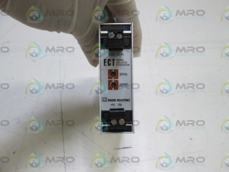 MOORE ECT/0-3.3AAC/4-20MA/12-42DC [DIN] ISOLATOR CONVERTER NSNP