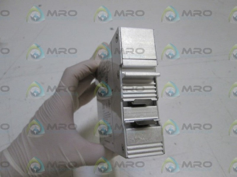 MOORE ECT/0-3.3AAC/4-20MA/12-42DC [DIN] ISOLATOR CONVERTER NSNP