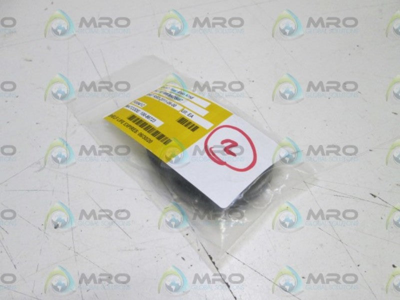 LOT OF 2 SEAT MAIN KIND 8401571 NSNP