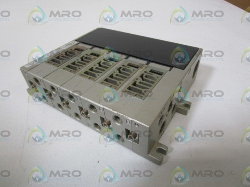 SMC MANIFOLD BLOCK VALVE NVV5FS2-01T1-05-1-01T UNMP