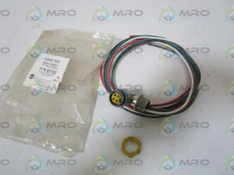 TPC WIRE & CABLE FEMALE RECEPTACLE 89700 NSNP