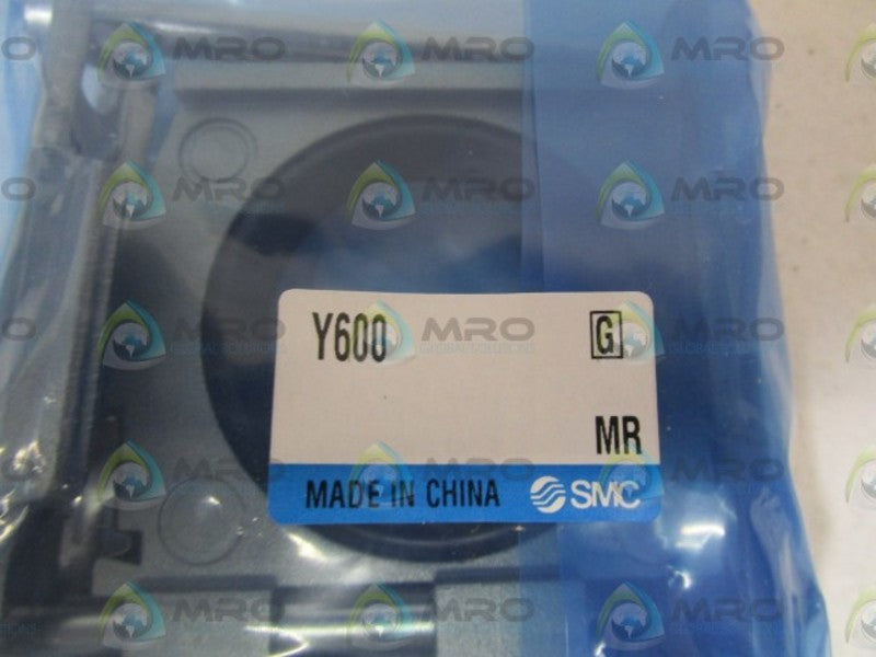 SMC 1-1/4" INTERFACE W/ BRACKET Y600  NSMP