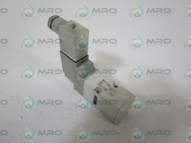 SMC BASE MOUNTED PILOT VALVE VF3143-5DZ1 NSNP