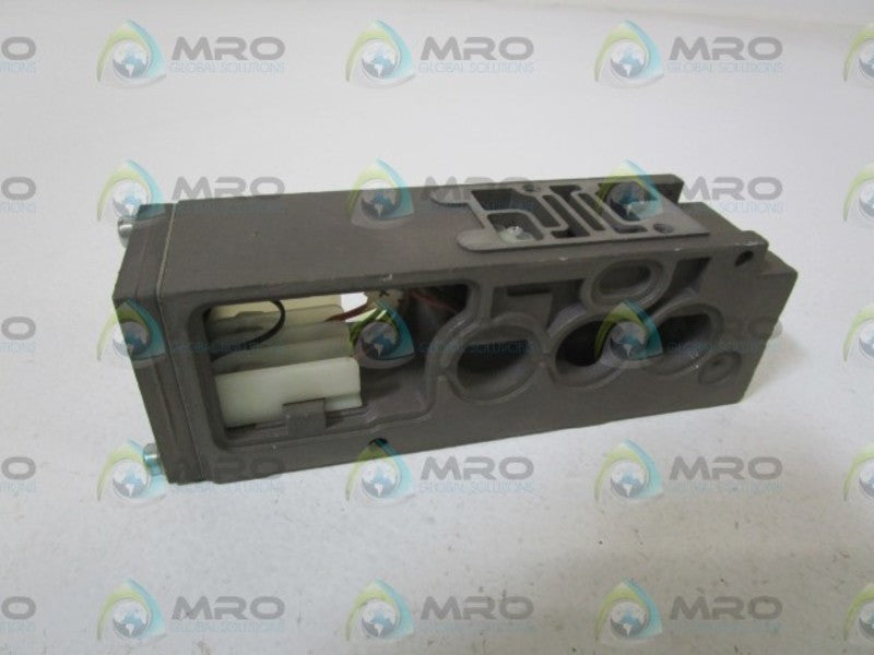 NUMATICS VALVE REGULATOR MANIFOLD  HH-4 NSNP