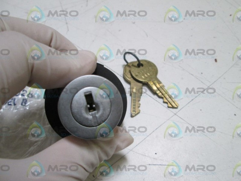 MICRO SWITCH SELECTOR SWITCH W/ KEYS PTKBC2221 NSMP