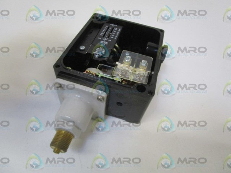 DANFOSS RT116 DIFFERENTIAL PRESSURE SWITCH  NSNP