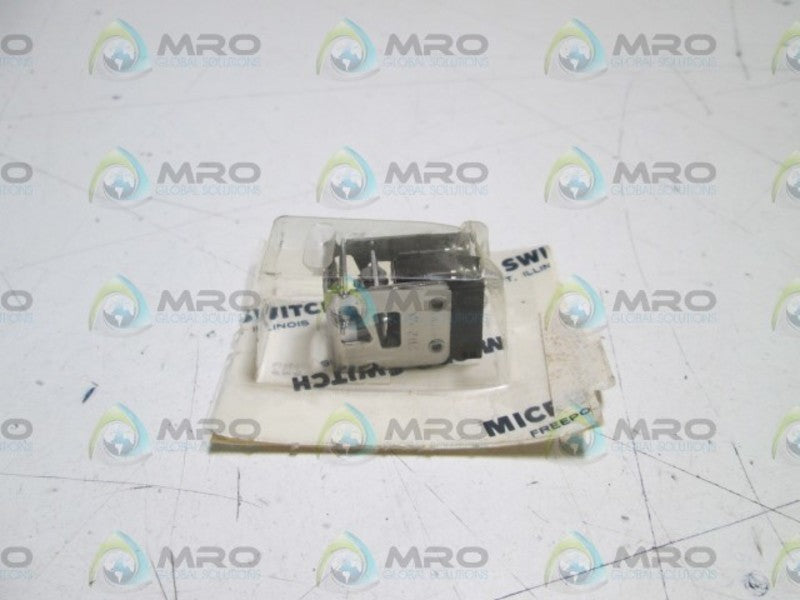 MICRO SWITCH SWITCH MODULE 2D2 ORIGINAL PACKAGE
