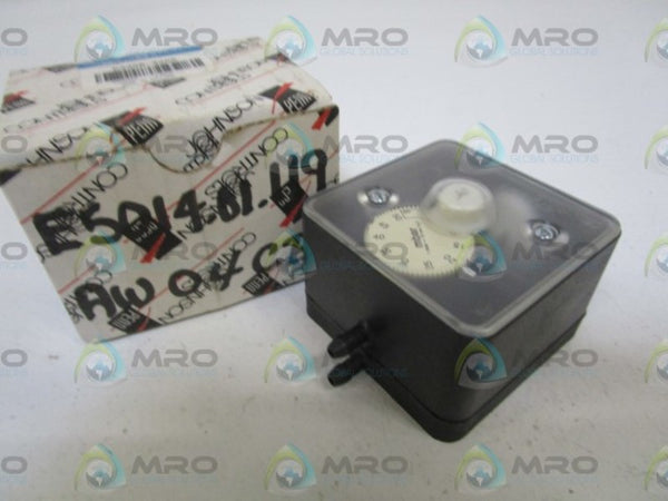 JOHNSON CONTROLS PRESSURE READER P33AB-9400 NSMP