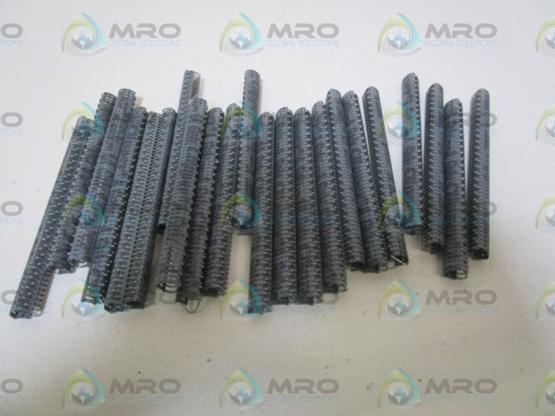LOT OF 22 CLIPPER BELT FASTENER S 6" (150MM) CARDS NO.71110 NSMP