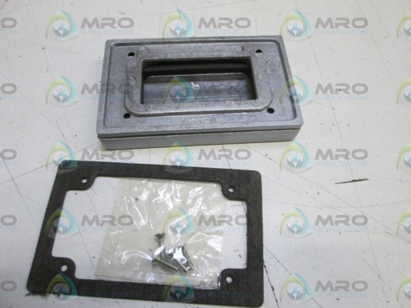 LEVITON GFI-RECEPTACLE WALLPLATE 6196-FS NSMP