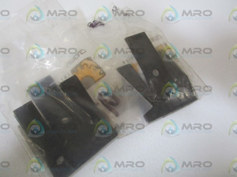 LOT OF 4 CROWN 92985 NSMP