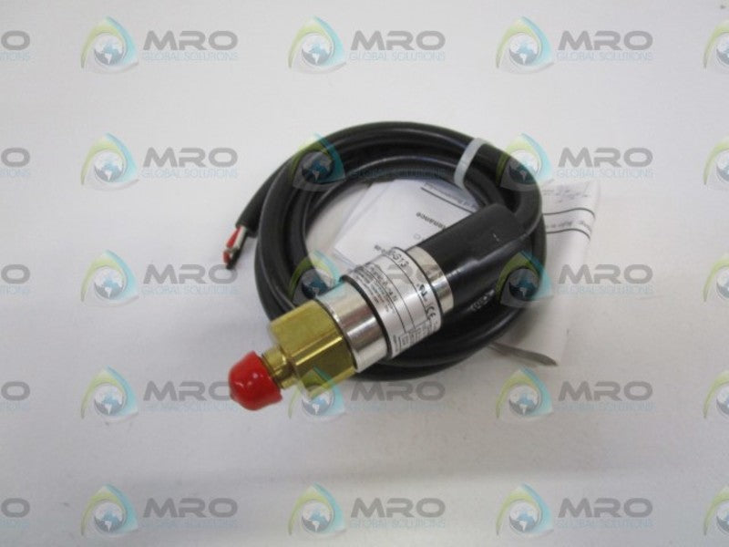 UNITED ELECTRIC 10-G13 CYLINDRICAL SWITCH NSMP