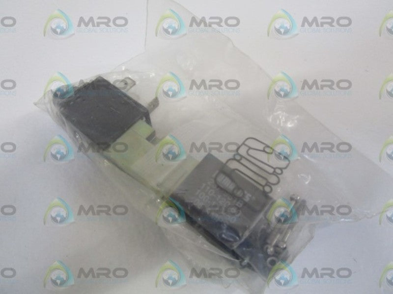 NUMATICS DOUBLE SOLENOID VALVE 031SS4002000030 NSNP IN BAG