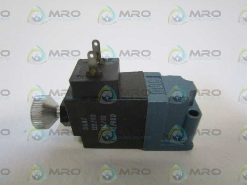 MAC SOLENOID VALVE 35A-B00-DAAJ-3TJ UNMP