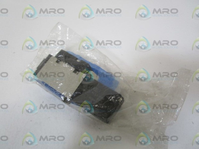 SMC NVFS2100-3FZC SOLENOID VALVE NSNP IN BAG