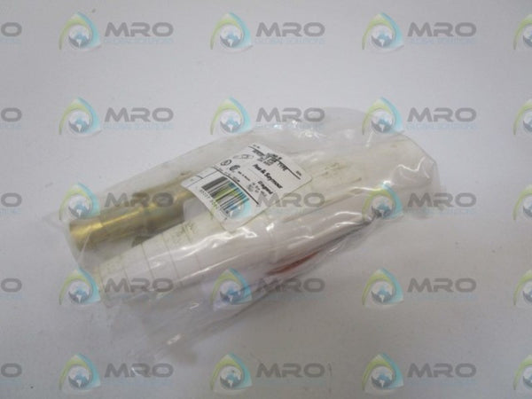PASS & SEYMOUR MALE PLUG PS20MB-W NSMP