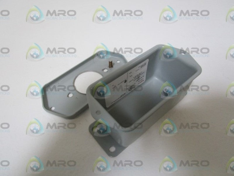 HOFFMAN SCREW COVER BOX A402DSC UNMP