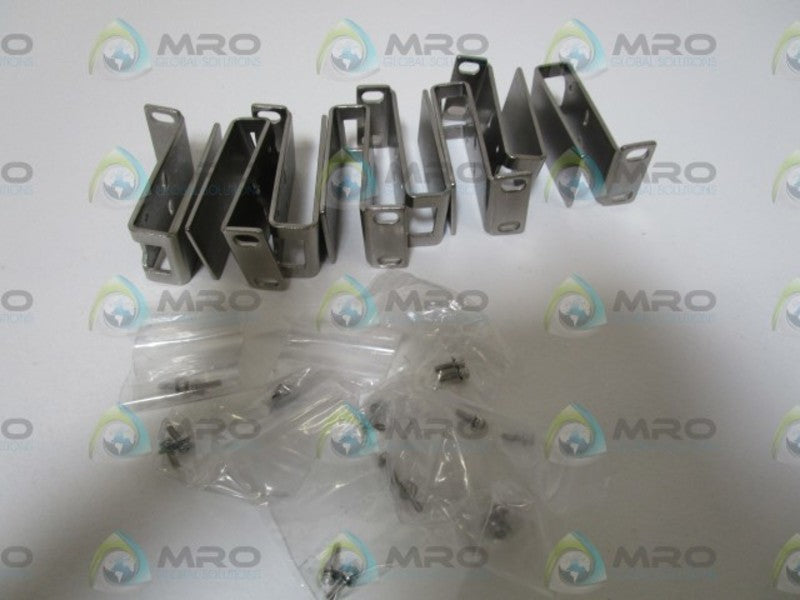 LOT OF 8 KEYENCE BRACKET ROBUST MOUNTING OP-87410 NSMP