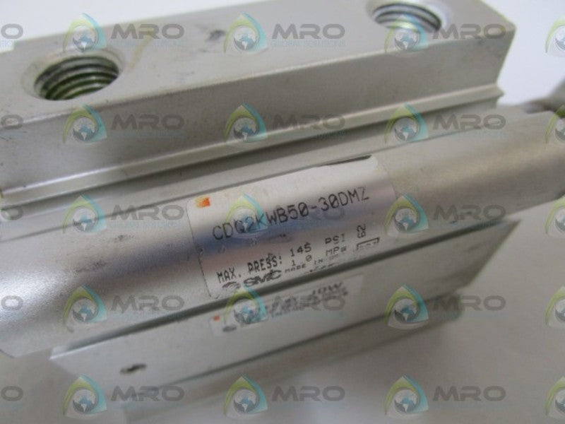 SMC COMPACT CYLINDER CDQ2KWB50-30DMZ UNMP