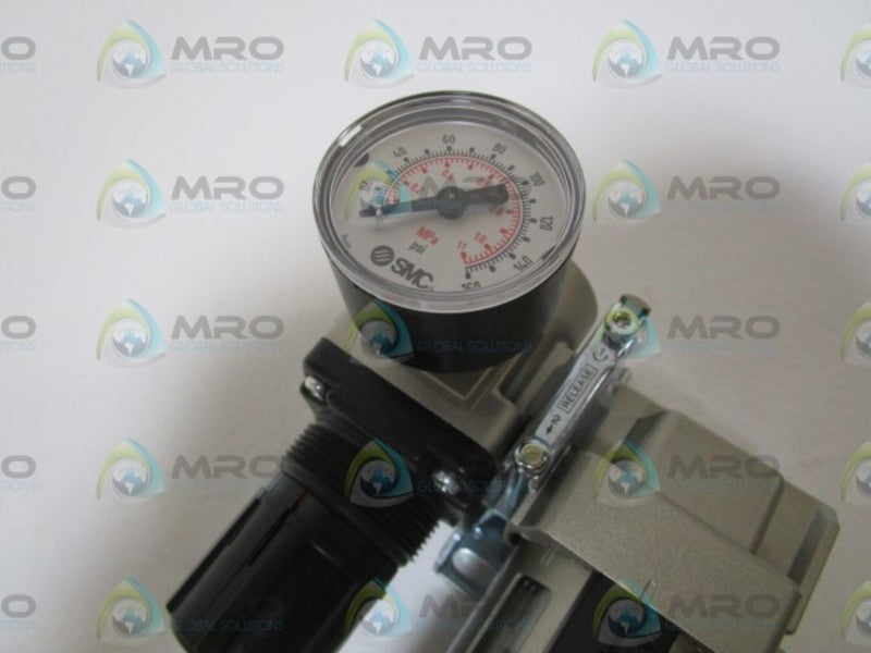 SMC FILTER/REGULATOR AC30B-03CG-R NSNP