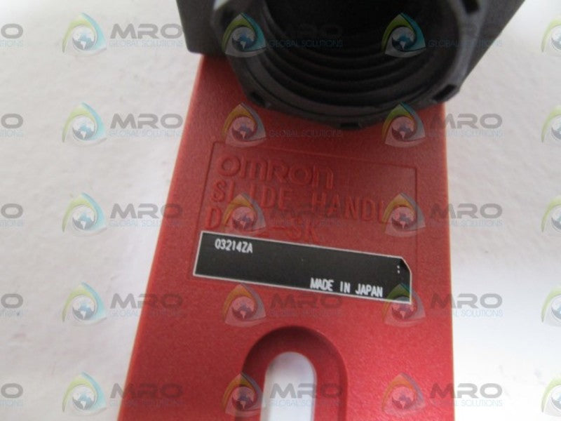 OMRON GUARD LOCK SAFETY-DOOR SWITCH D4GL-4EFG-A/D4GL-SK NSNP