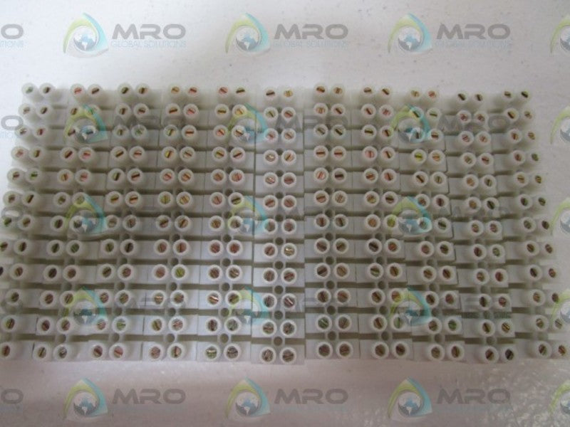 LOT OF 11 MORRIS TERMINAL BLOCK 22152 NSNP