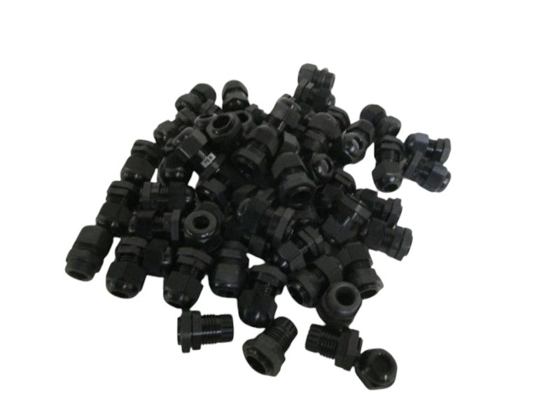 LOT OF 53 CONNECTORS PG 11 NSNP
