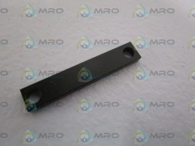 LOT OF 24 REPLACEMENT PART 13071-2558 A NSNP