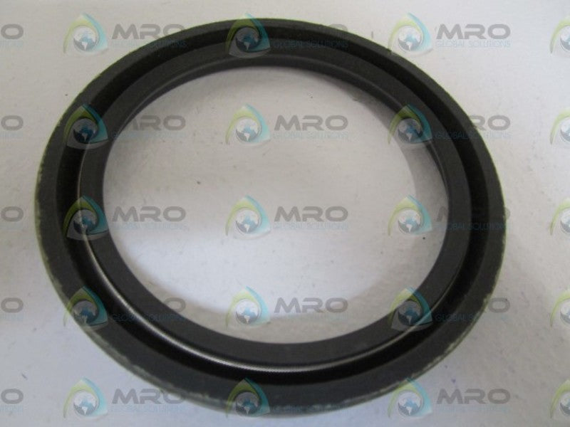 JM CLIPPER OIL SEAL 160554  NSMP