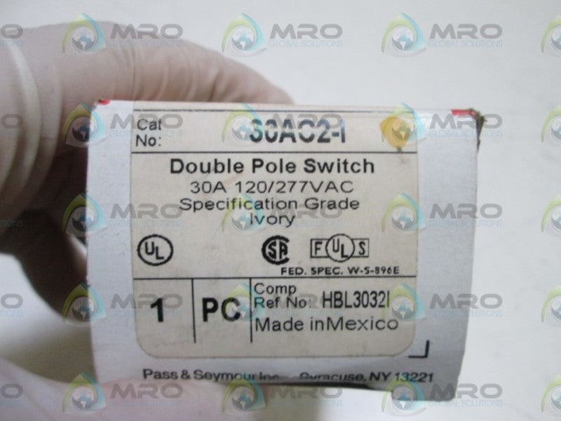 PASS & SEYMOUR DOUBLE POLE SWITCH 30AC2-I NSMP