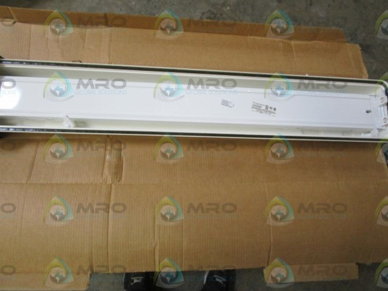 LITHONIA FLUORESCENT GAS TUBE LUMINAIRE DMW 2 32 MVOLT ACNP NSMP